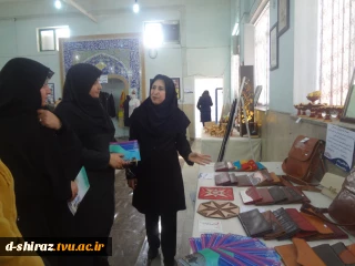 بازدید تعدادی ازمسئولین استان از نمایشگاه دستاوردهای دانشکده