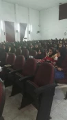 زن مظهر جمال و جلال الهی