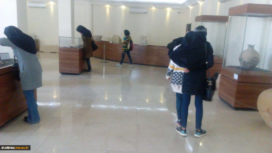 بازدید دانشجویان رشته معماری از شهر کازرون