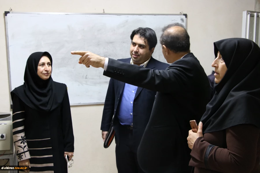 بازدید دکتر معراج رجایی مدیرکل دفتر پژوهشی دانشگاه فنی و حرفه ای دختران شیراز