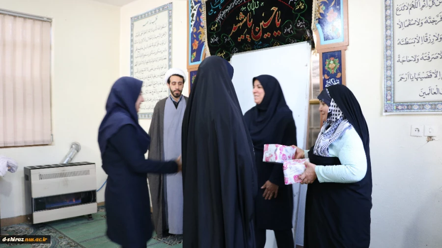 مراسم اهدای جوایز امور فرهنگی به دانشجویان  شرکت کننده در  نماز جماعت دانشکده فنی وحرفه ای دختران الزهرا شیراز 2