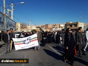 مراسم راهپیمایی کارکنان ودانشجویان دانشکده فنی وحرفه ای دختران الزهرا شیرازدر 9دیماه 98 3