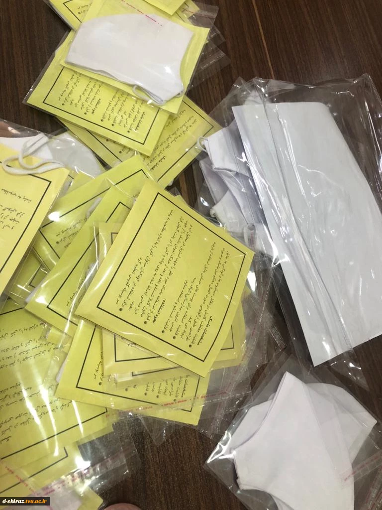 طراحی و دوخت ماسک توسط گروه طراحی و دوخت آموزشکده فنی و حرفه ای دختران شیراز 5