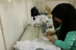 تولید 2هزار ماسک استاندارد در دانشکده فنی و حرفه ای دختران شیراز 3