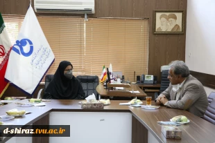 معاون هماهنگی امور عمرانی استانداری فارس از دانشکده فنی وحرفه ای الزهرا شیراز باز دید کرد... 3