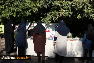 گزارش تصویری از نمایشگاه کتاب دفاع مقدس دانشکده فنی دختران الزهرا شیراز 3