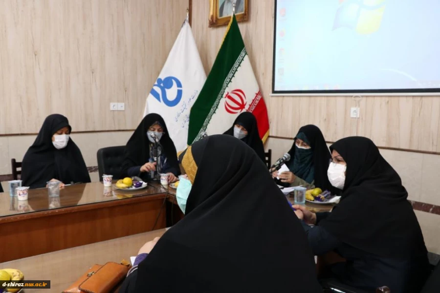 دیدارسرکار خانم دکترانسیه خزعلی معاون رئیس جمهور در امور زنان و خانواده در دانشکده فنی و حرفه ای دختران شیرازبا بانوان فرهیخته و نخبگان استان فارس 11