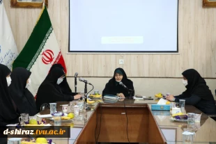 دیدارسرکار خانم دکترانسیه خزعلی معاون رئیس جمهور در امور زنان و خانواده در دانشکده فنی و حرفه ای دختران شیرازبا بانوان فرهیخته و نخبگان استان فارس 13