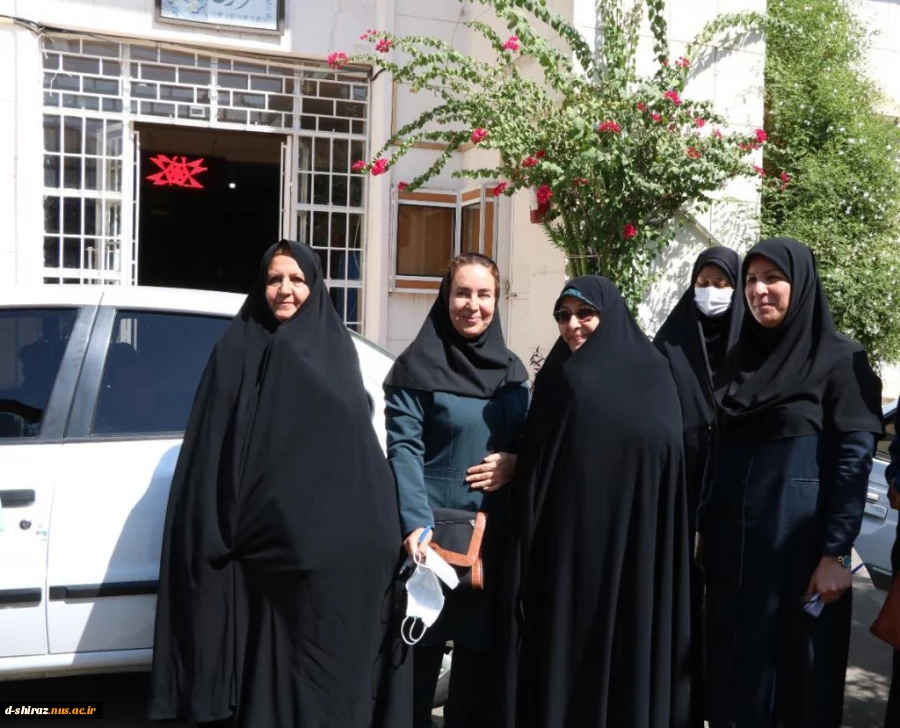 دیدارسرکار خانم دکترانسیه خزعلی معاون رئیس جمهور در امور زنان و خانواده در دانشکده فنی و حرفه ای دختران شیرازبا بانوان فرهیخته و نخبگان استان فارس 14