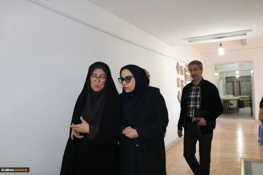 بازدید جمعی از مدیران دانشگاه ملی مهارت کشور از آموزشکده‌ی ملی مهارت دختران شیراز  5