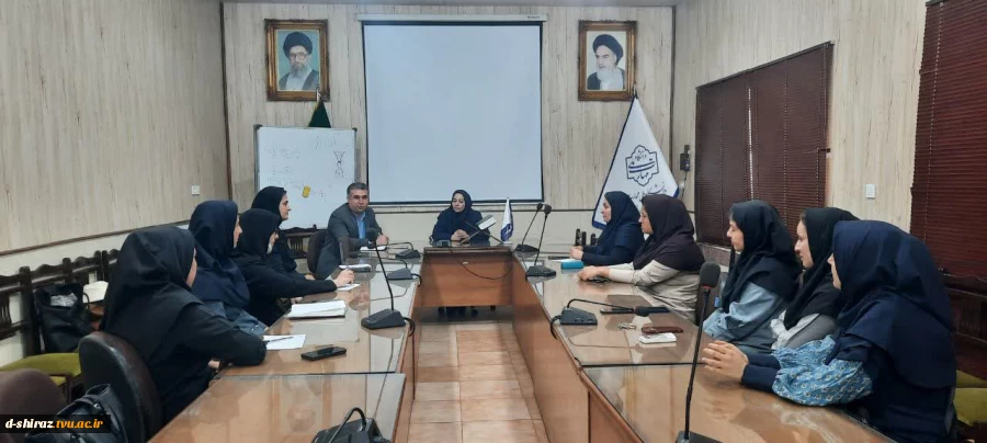 جلسه و گردهمایی مدیران محترم گروههای آموزشی 2