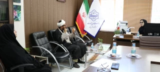 تبادل نظر دکتر مریم براتی و حوزه فرهنگی با امام جماعت دانشکده حجةالاسلام محمد نصیری